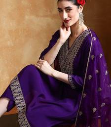 Women Floral Embroidered Kurta with Trousers & Dupatta