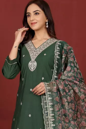 Ethnic Motifs Embroidered Notch Neck Zari Straight Kurta With Trousers & Dupatta