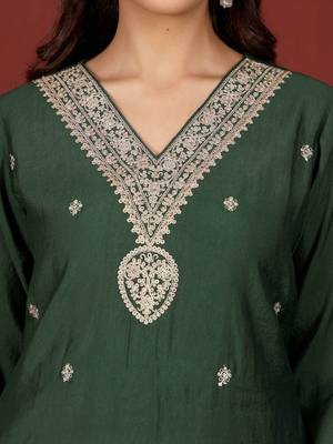 Ethnic Motifs Embroidered Notch Neck Zari Straight Kurta With Trousers & Dupatta 4