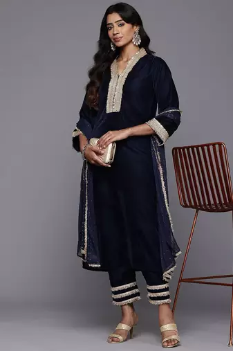 Zari & Sequin Embroidered Winter Velvet Kurta with Trousers & Dupatta
