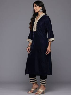 Zari & Sequin Embroidered Winter Velvet Kurta with Trousers & Dupatta 6
