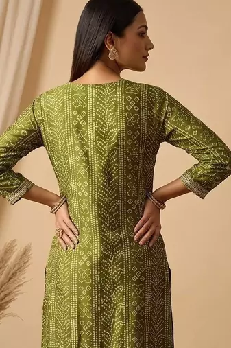 Women Ethnic Motifs Printed Regular Thread Work Kurta with Trousers & With Dupatta