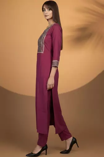 Women Ethnic Motifs Embroidered Regular Thread Work Kurta with Trousers & With Dupatta