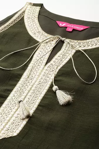 Women Yoke Design Sequinned Kurta with Trousers & Dupatta