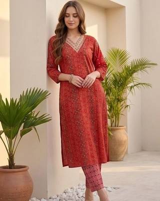 Women Ethnic Motifs Printed Regular Thread Work Kurta with Trousers & With Dupatta 6