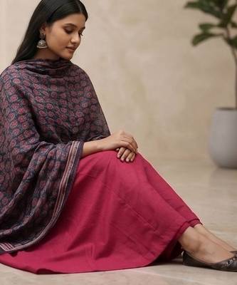 Women Ethnic Motifs Regular Thread Work Kurta with Trousers & With Dupatta 4