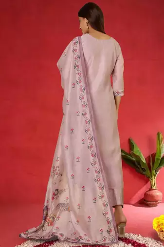 Women Floral Print Regular Kantha Work Kurta with Trousers & Dupatta