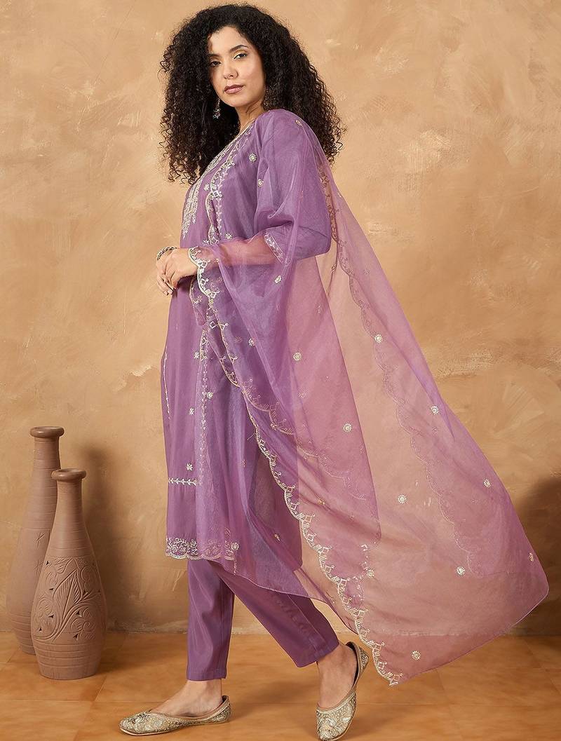 Women Ethnic Motifs Embroidered Kurta with Pyjama & Dupatta