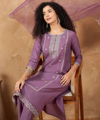 Women Ethnic Motifs Embroidered Kurta with Pyjama & Dupatta 7