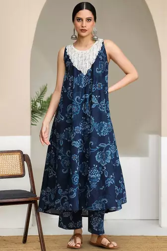 Floral Printed Pure Cotton A-Line Kurta With Trouser