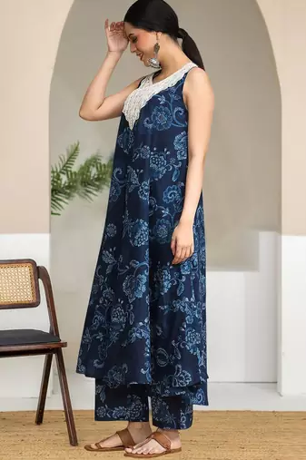Floral Printed Pure Cotton A-Line Kurta With Trouser