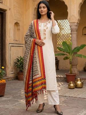 Women Embroidered Regular Thread Work Kurta with Trousers & With Dupatta 1