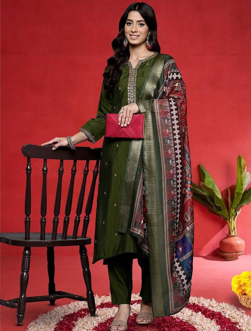 Women Ethnic Motifs Embroidered Kurta with Pyjama & Dupatta