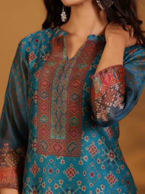 Ethnic Motifs Printed Chanderi Silk Straight Kurta With Trousers And Dupatta 3
