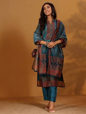 Ethnic Motifs Printed Chanderi Silk Straight Kurta With Trousers And Dupatta 7