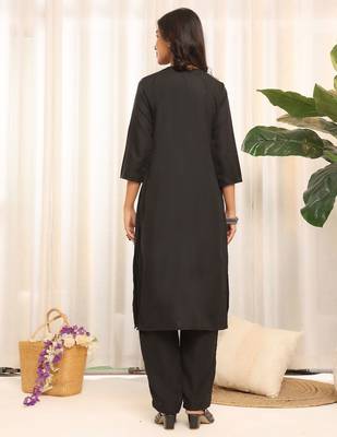 V-Neck Straight Kurta With Trouser 2