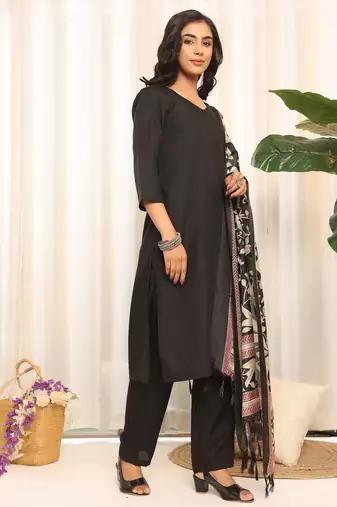 V-Neck Straight Kurta With Trouser