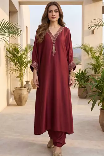 Women Ethnic Motifs Embroidered Regular Thread Work Kurta with Trousers