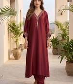 Women Ethnic Motifs Embroidered Regular Thread Work Kurta with Trousers