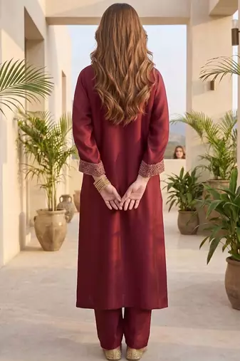Women Ethnic Motifs Embroidered Regular Thread Work Kurta with Trousers