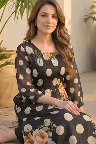 Floral Printed Regular Kurta with Trousers