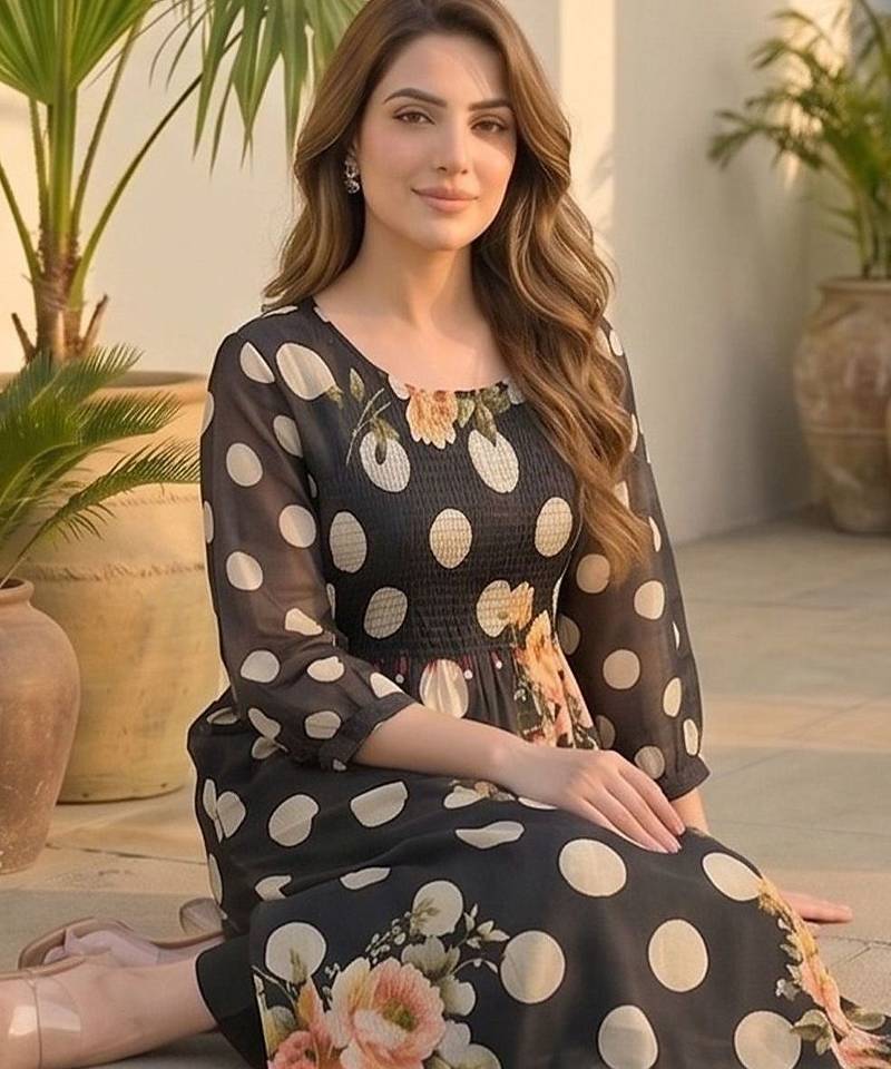 Floral Printed Regular Kurta with Trousers