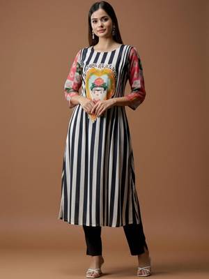 Women Printed Regular Kurta with Trousers 5