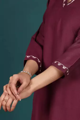 Women Embroidered Regular Thread Work Kurta with Trousers