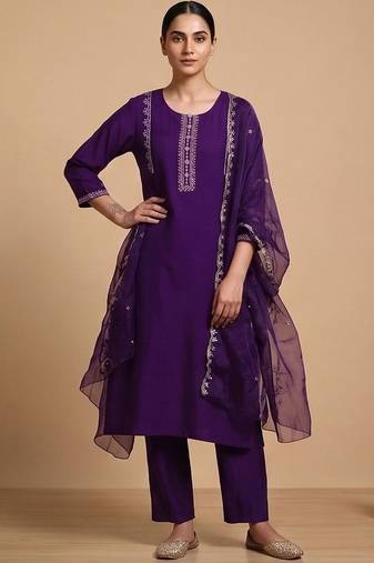 Women Ethnic Motifs Embroidered Regular Thread Work Kurta with Trousers & With Dupatta