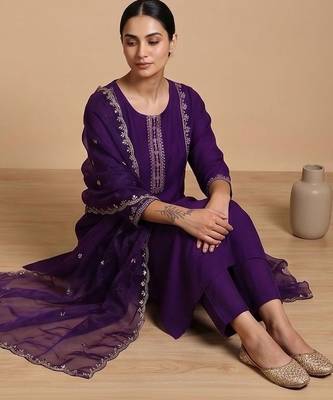 Women Ethnic Motifs Embroidered Regular Thread Work Kurta with Trousers & With Dupatta 2