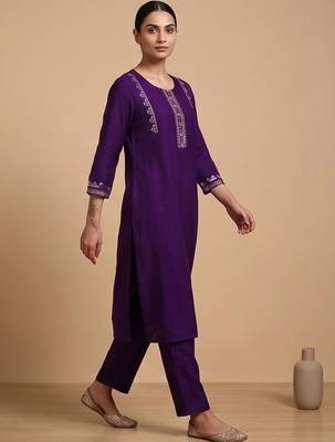 Women Ethnic Motifs Embroidered Regular Thread Work Kurta with Trousers & With Dupatta 5