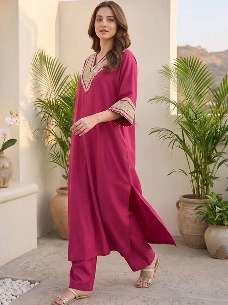 Women Yoke Design Regular Kurta with Trousers
