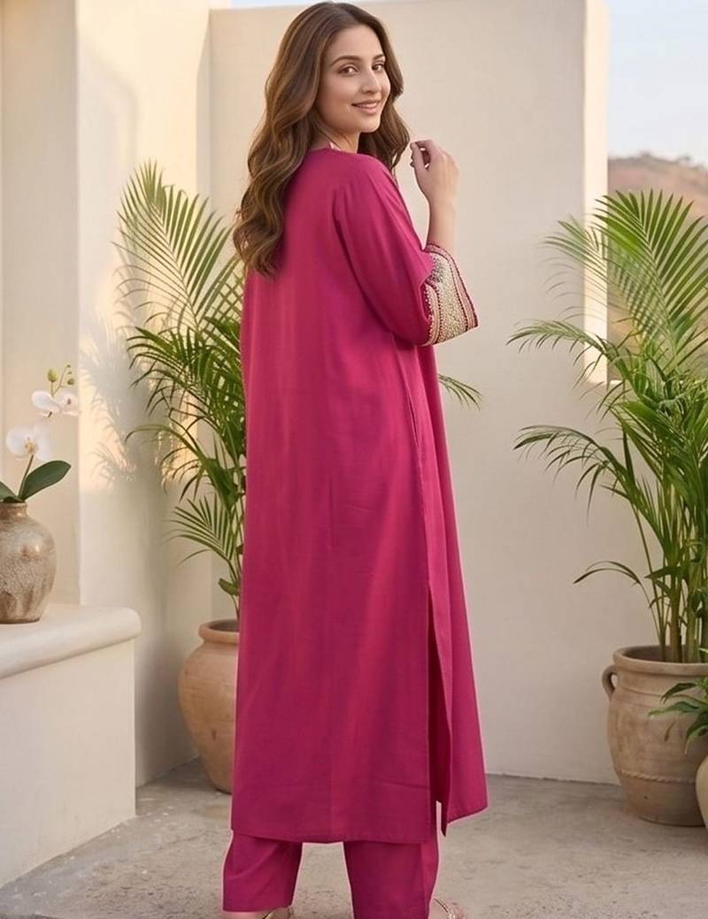 Women Yoke Design Regular Kurta with Trousers