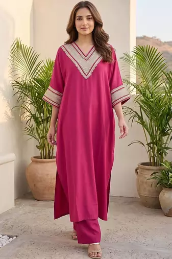 Women Yoke Design Regular Kurta with Trousers