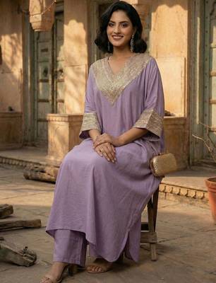 Women Yoke Design Regular Kurta with Trousers 3