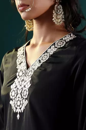 Women Ethnic Motifs Embroidered Regular Mirror Work Kurta with Trousers & With Dupatta