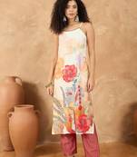 Women Spaghetti strap floral kurta with trousers