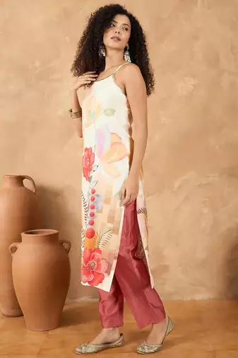 Women Spaghetti strap floral kurta with trousers