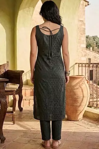 Women Regular Kurta with Trousers & With Dupatta