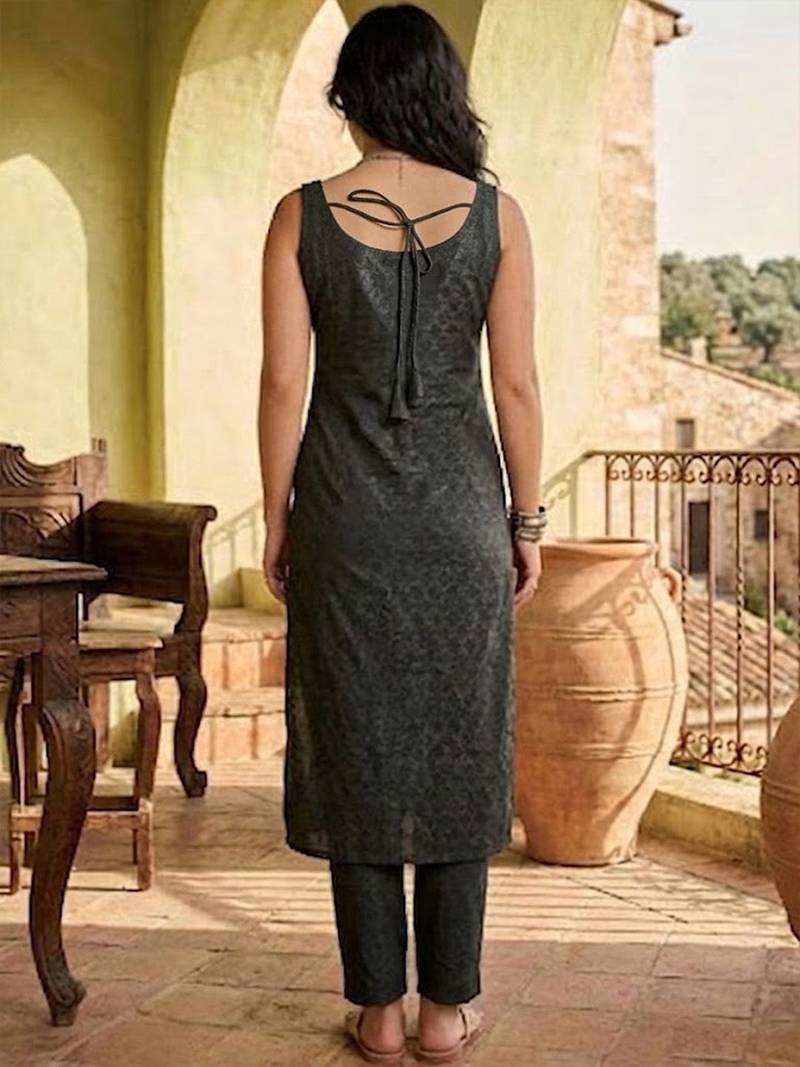 Women Regular Kurta with Trousers & With Dupatta