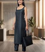 Women Regular Kurta with Trousers