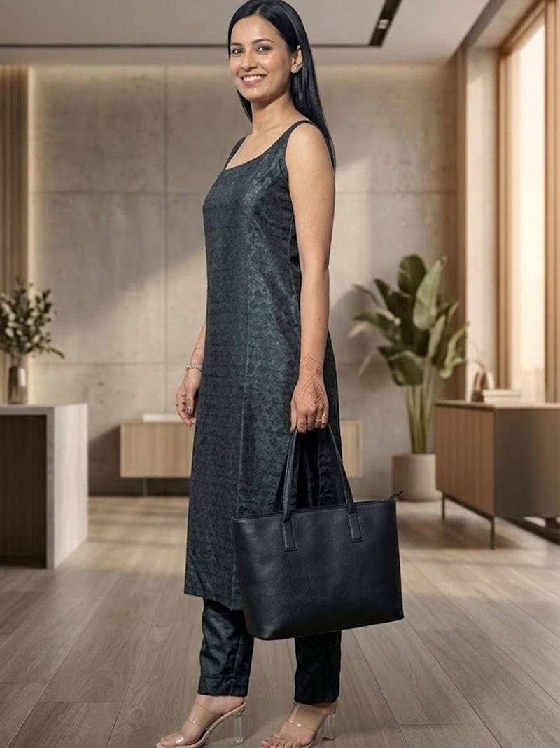 Women Regular Kurta with Trousers