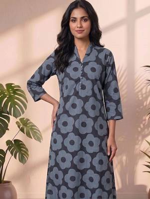 Women Floral Printed Regular cotton Kurta with Trousers 4