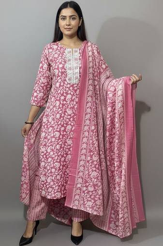Women Floral Printed Regular Thread Work Kurta with Trousers & With Dupatta