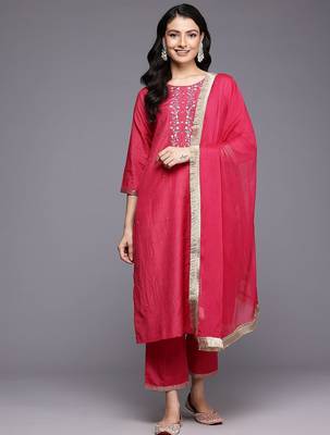 Floral Embroidered Thread Work Kurta With Trousers & Dupatta 1