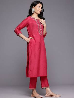 Floral Embroidered Thread Work Kurta With Trousers & Dupatta 6