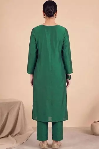 Women Ethnic Motifs Embroidered Regular Thread Work Kurta with Trousers & With Dupatta