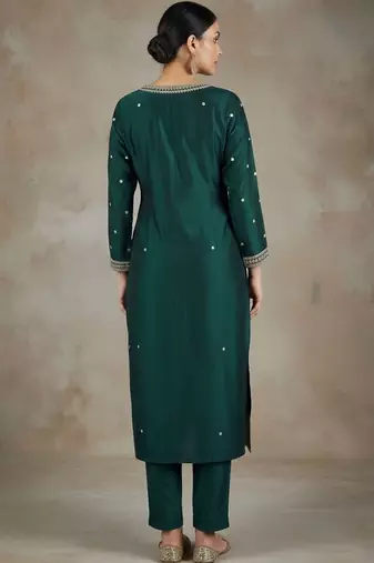 Women Ethnic Motifs Embroidered Regular Thread Work Kurta with Trousers & With Dupatta