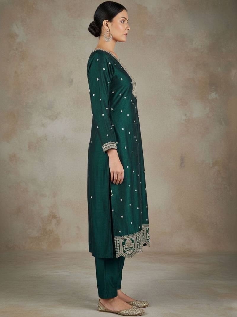 Women Ethnic Motifs Embroidered Regular Thread Work Kurta with Trousers & With Dupatta