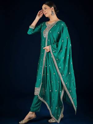 Women Ethnic Motifs Embroidered Kurta with Trousers & Dupatta 5